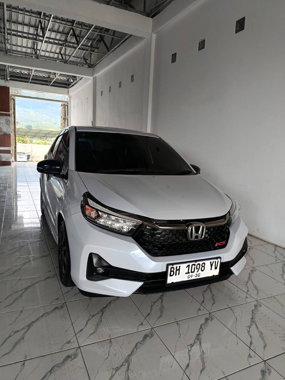 HONDA BRIO RS AT 2025